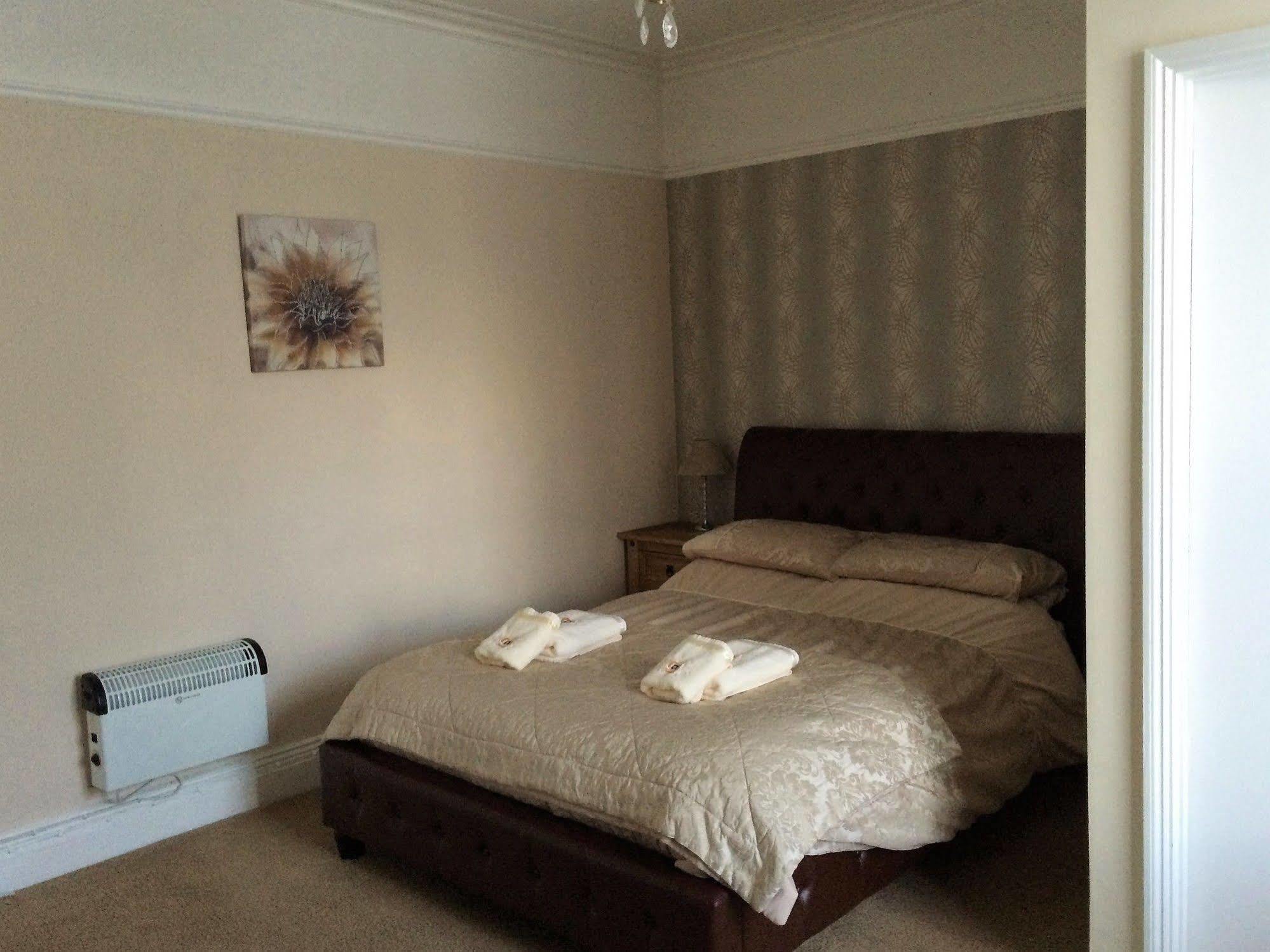 Hilbury Court Hotel Троубридж Экстерьер фото