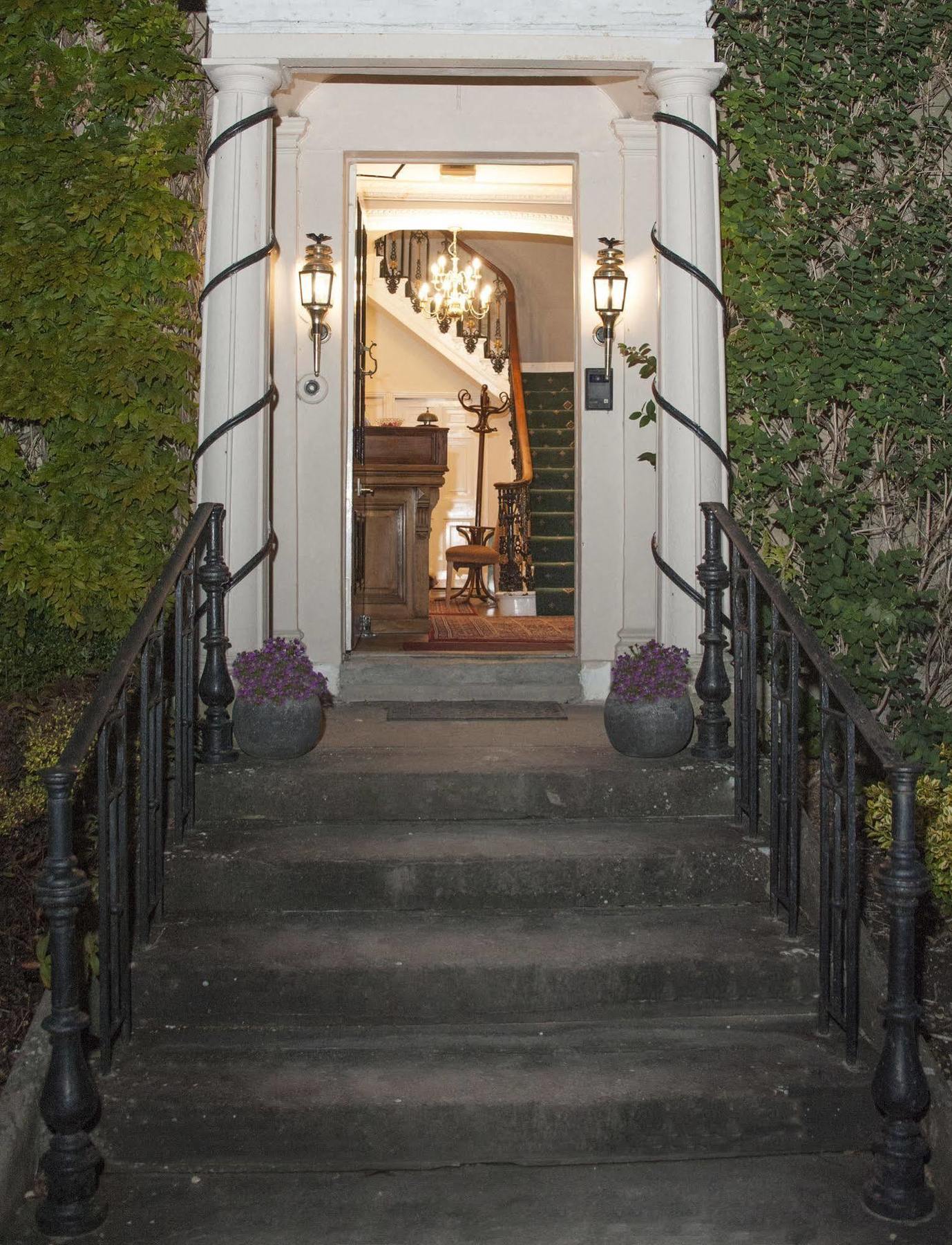 Hilbury Court Hotel Троубридж Экстерьер фото